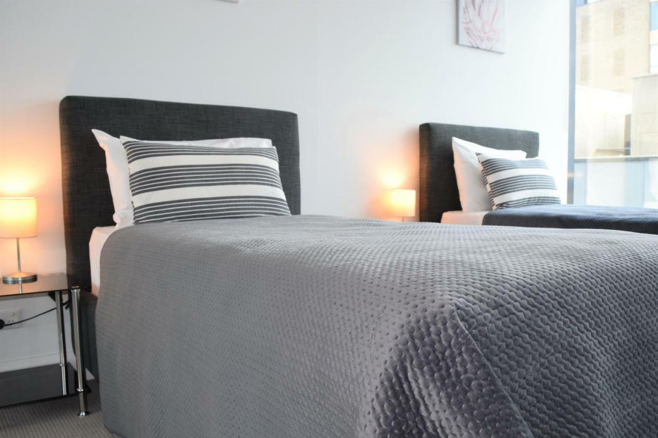 Executive Stay Little Collins Street Мельбурн Экстерьер фото