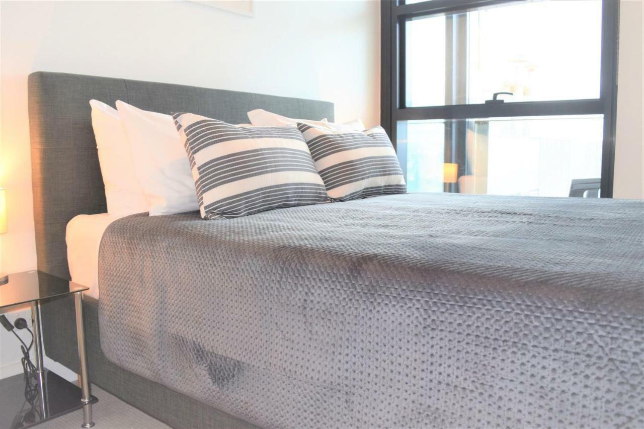 Executive Stay Little Collins Street Мельбурн Экстерьер фото